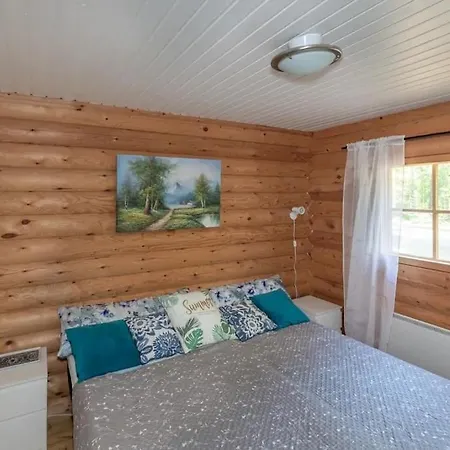 Шале Poukama Paeijaetsalo