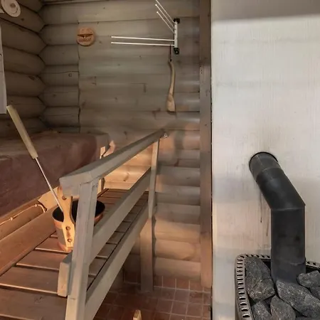 シャレー Poukama Paeijaetsalo *