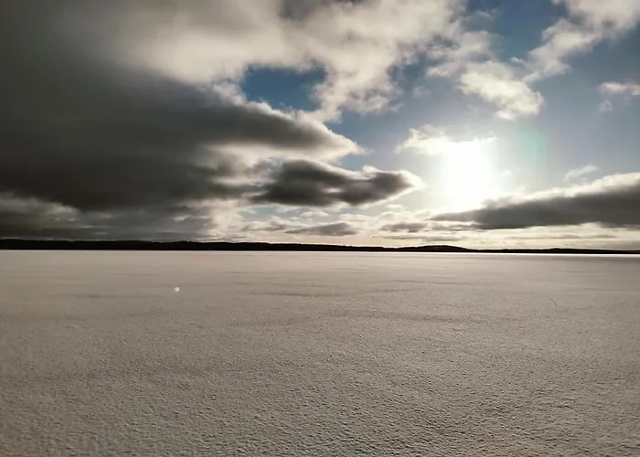 Poukama Paeijaetsalo 木屋 Sysmä