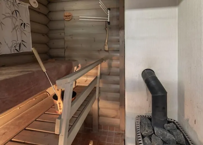 木屋 Poukama Paeijaetsalo *