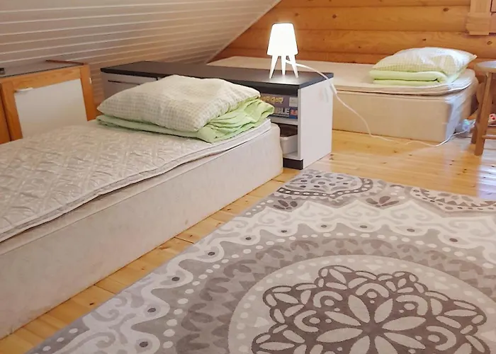 木屋 Poukama Paeijaetsalo