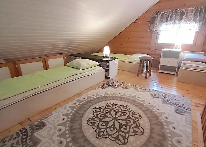 木屋 Poukama Paeijaetsalo *